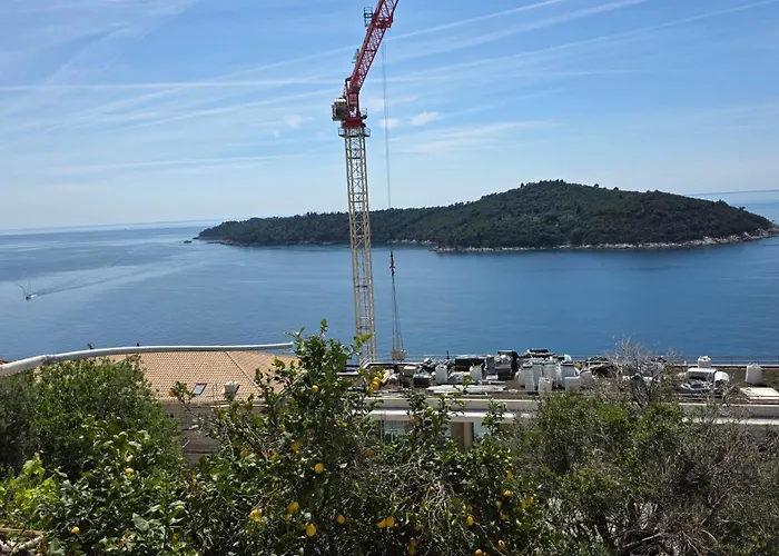 Nik 1 The Views Apartamento