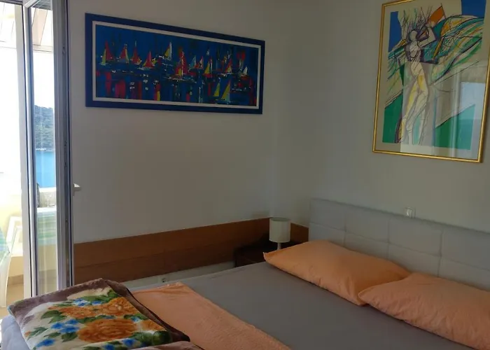 Nik 1 The Views Apartamento *